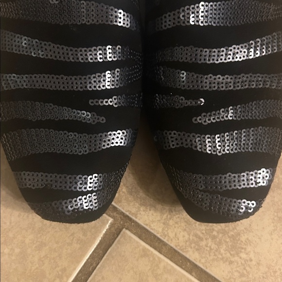 Jimmy Choo 7.5 black velvet with navy sequins gold inside loafers - Picture 7 of 12